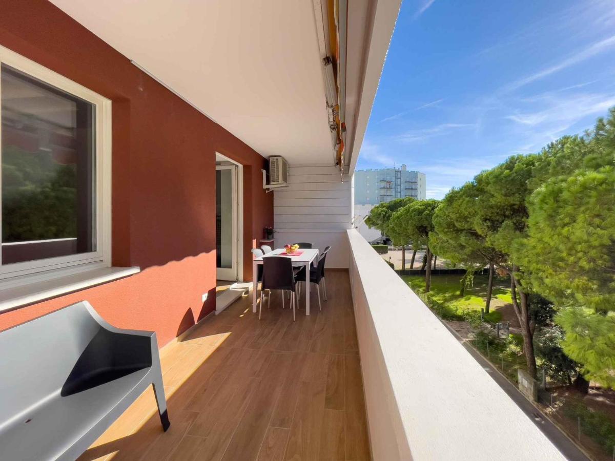 Apartment In Lignano Sabbiadoro 21783 Exterior photo